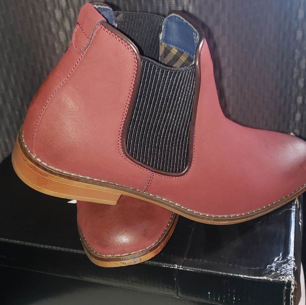 Brand new burgundy half boot